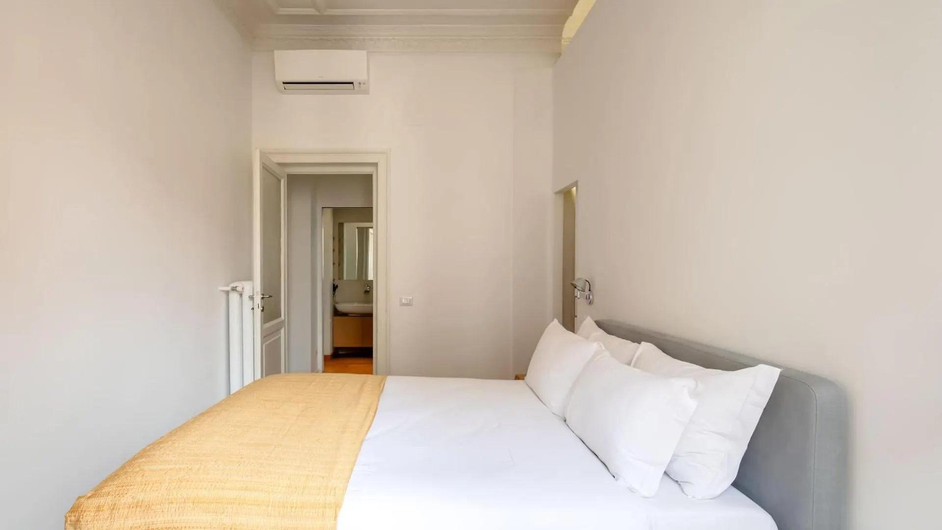 Via G. Ferrari Private Apartment Rome