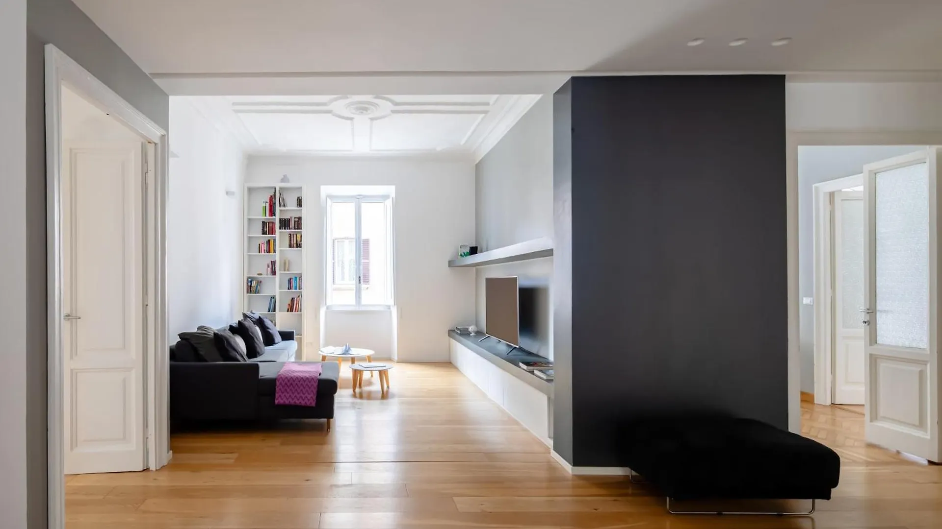 Via G. Ferrari Private Apartment Rome