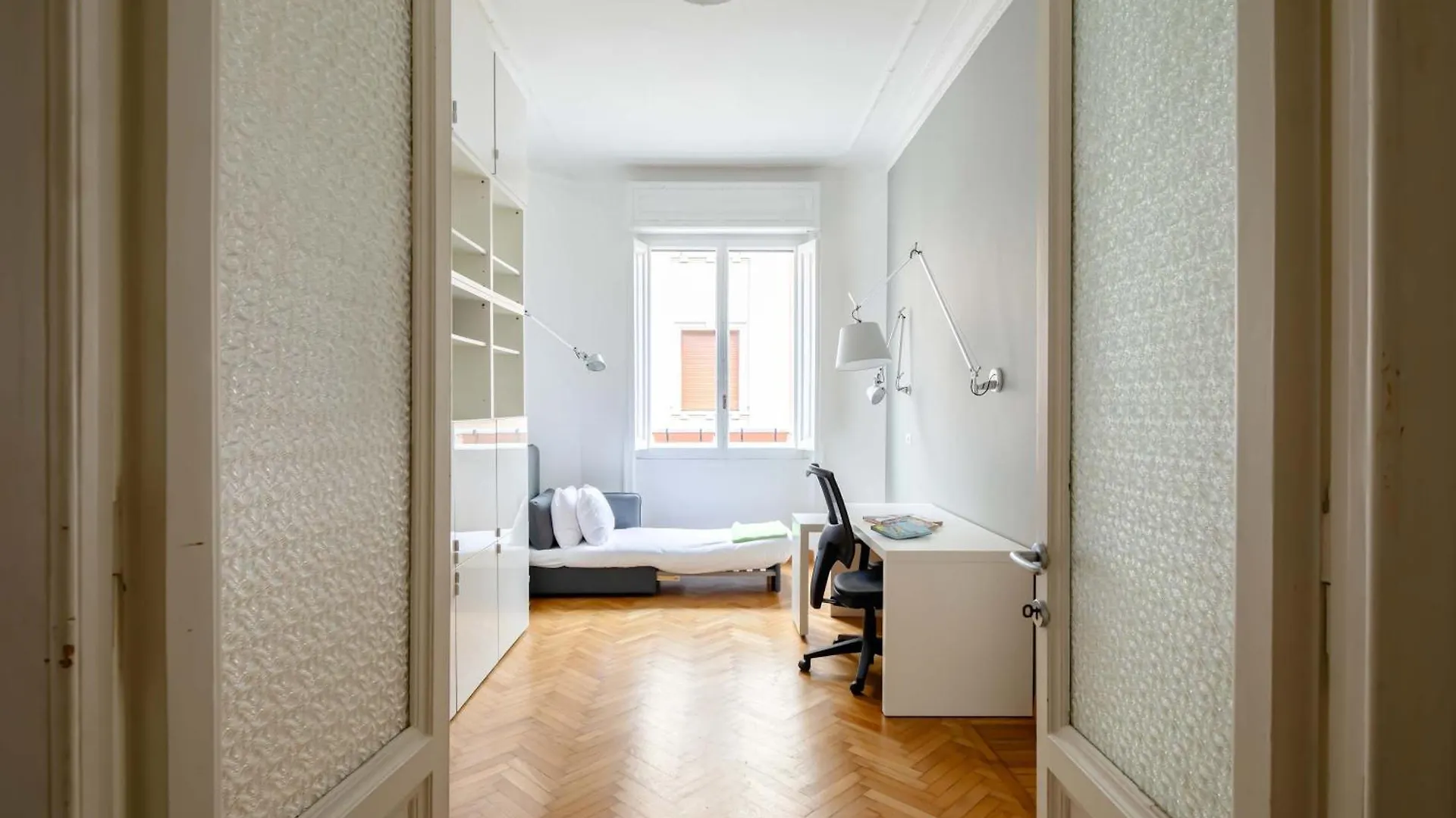 Via G. Ferrari Private Apartment Rome
