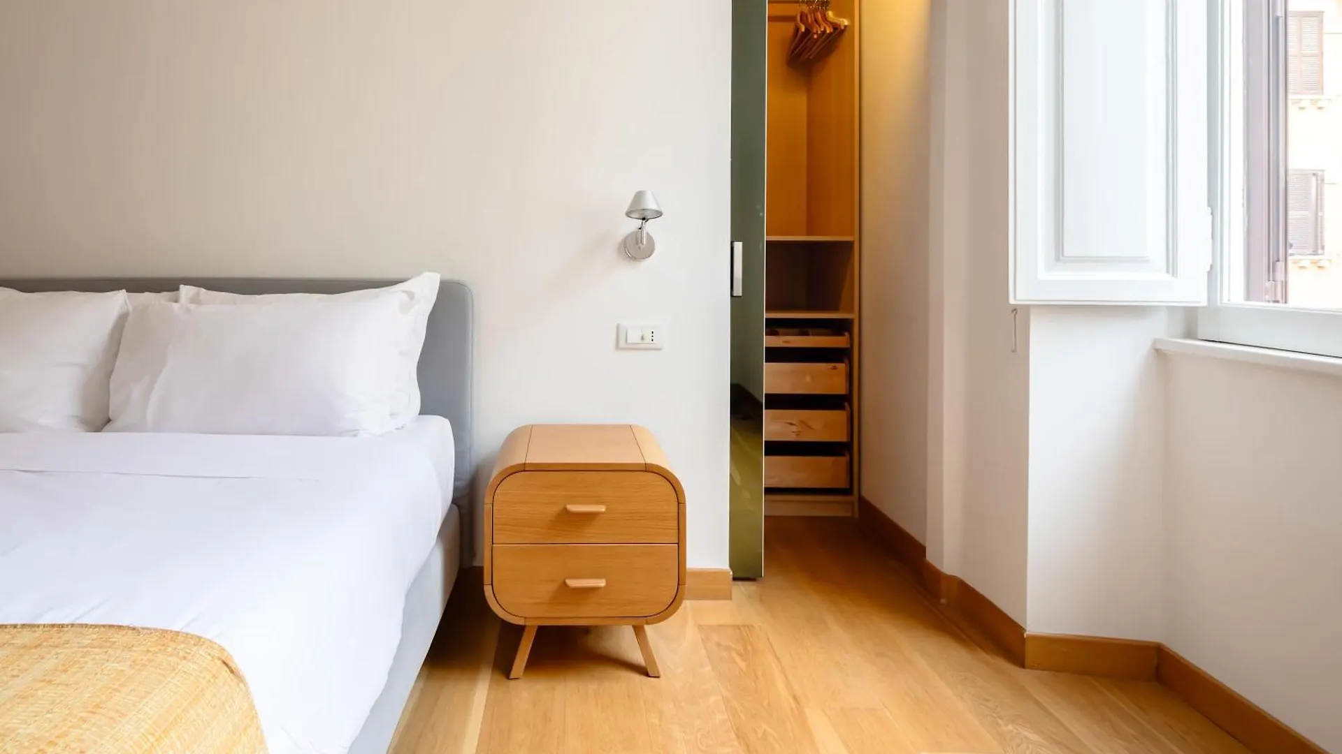 Via G. Ferrari Private Apartment Rome Italy